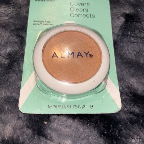Almay Clear Complexion Pressed Powder NEW! - Picture 5 of 8